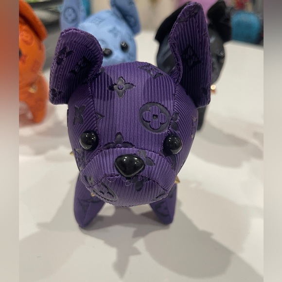 🔑1 Luxury Inspired 🐶Keychain - Picture 10 of 15